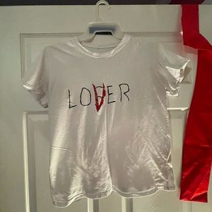 IT graphic tee/ Medium